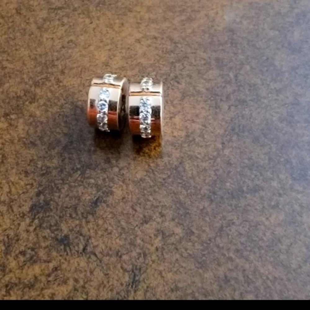 Pandora clips